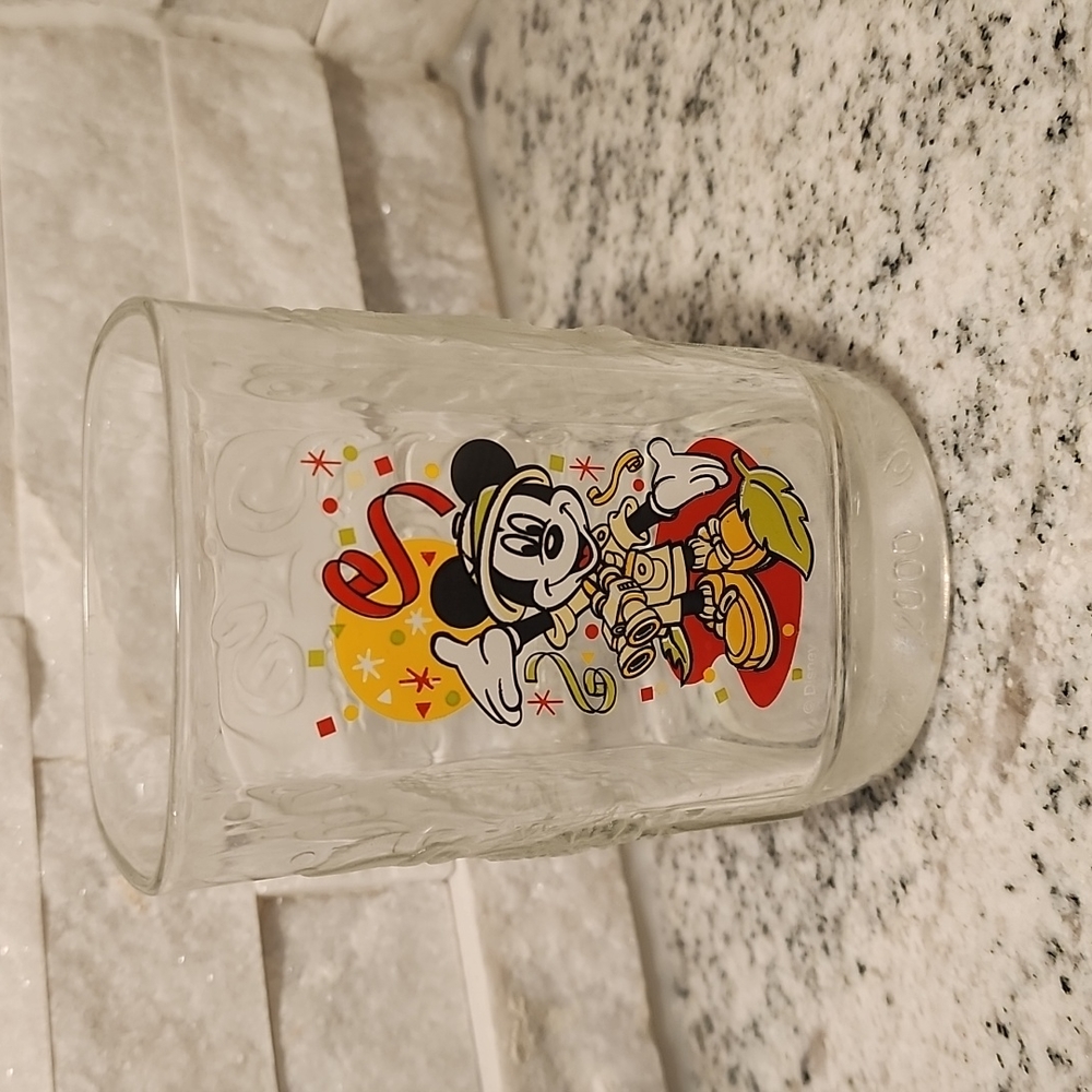Walt Disney World X McDs Tumbler 2000 Retro Millenium Collector Rare Limited